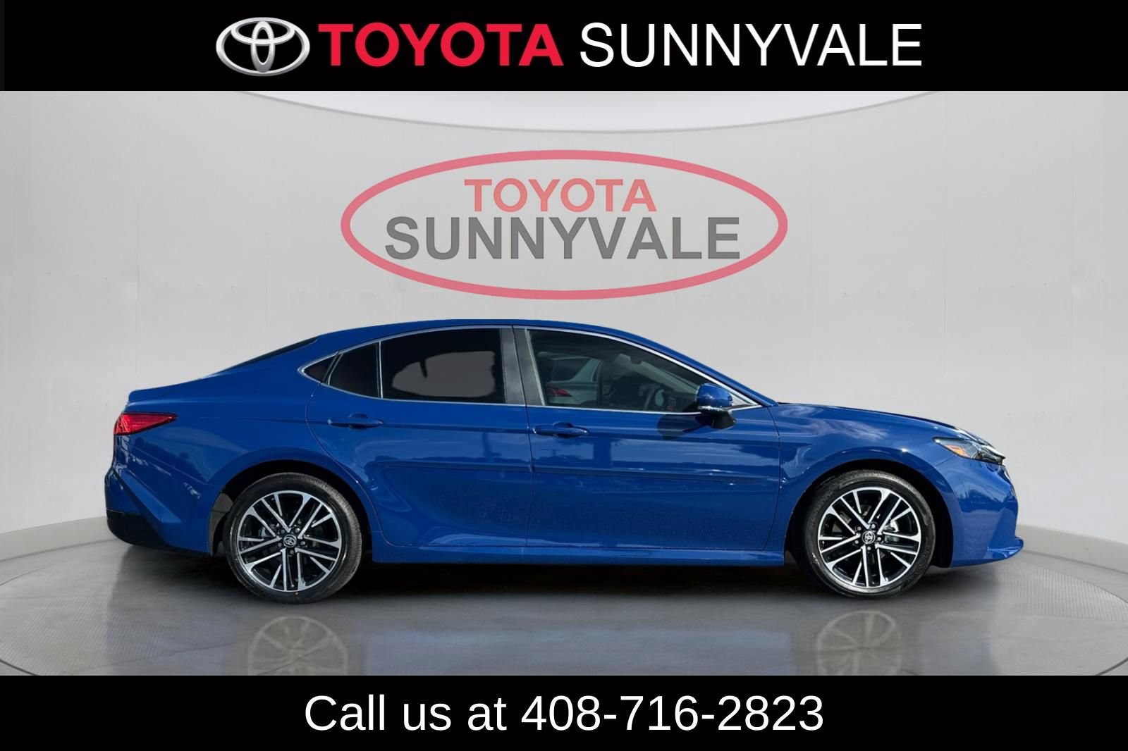Used 2026 Toyota Camry XLE FWD image 9