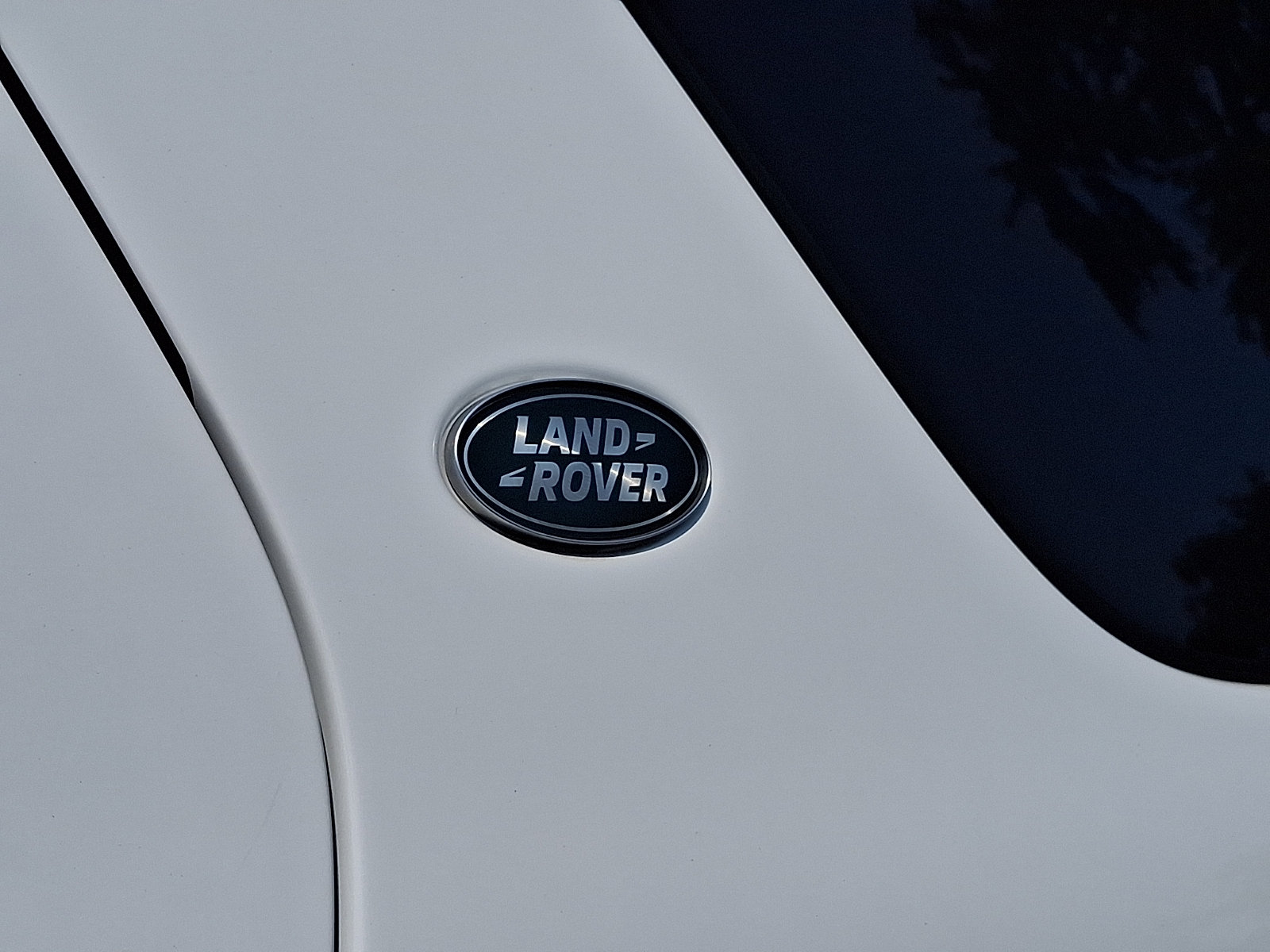 Used 2025 Land Rover Discovery Sport Dynamic SE AWD/4WD image 30