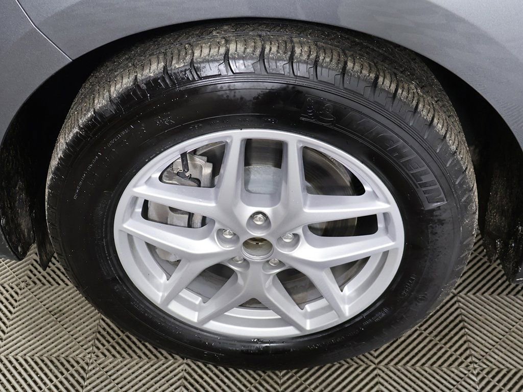 Used 2024 Ford Edge SEL image 18