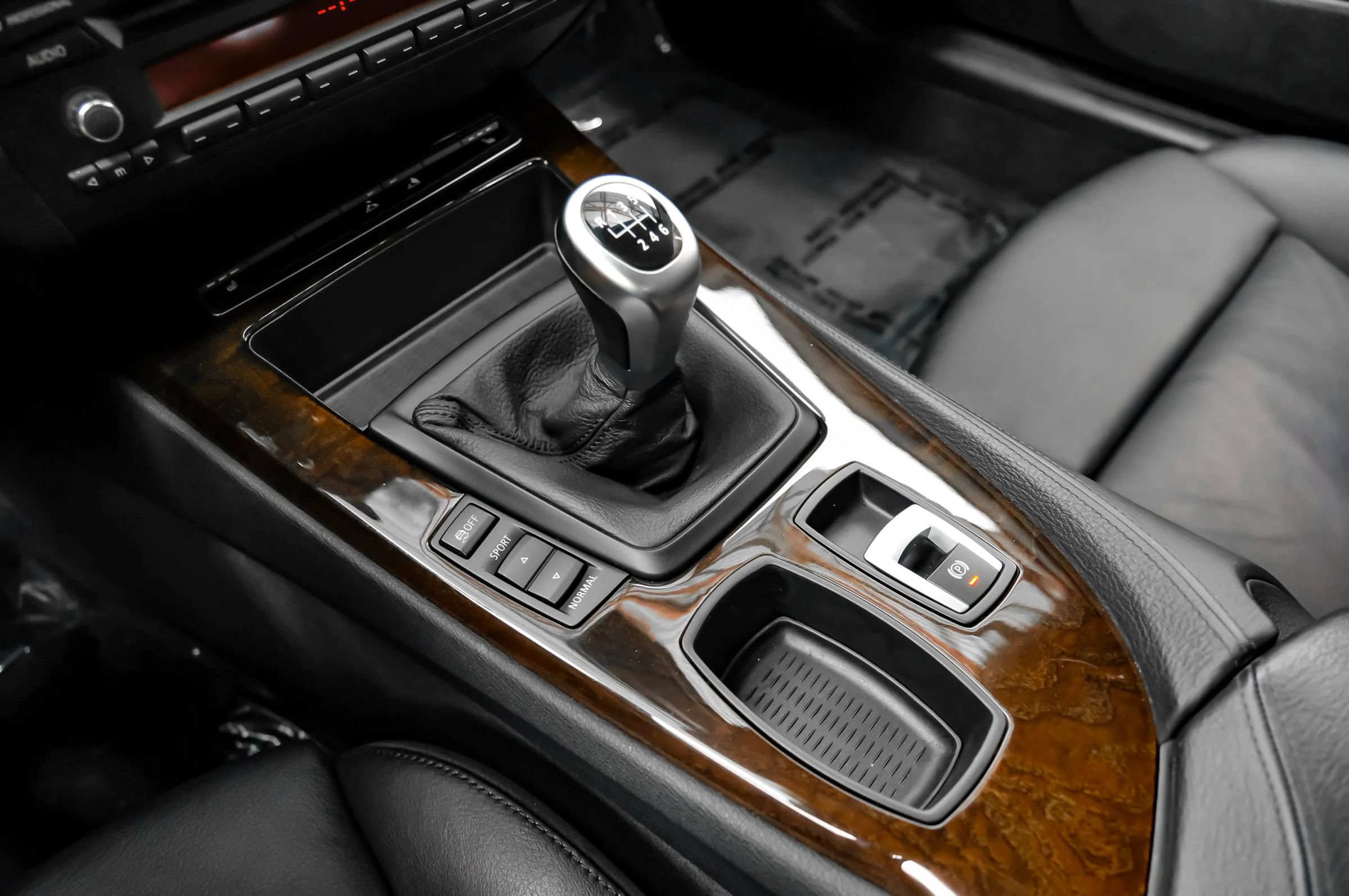 Used 2010 BMW Z4 sDrive30i RWD image 17