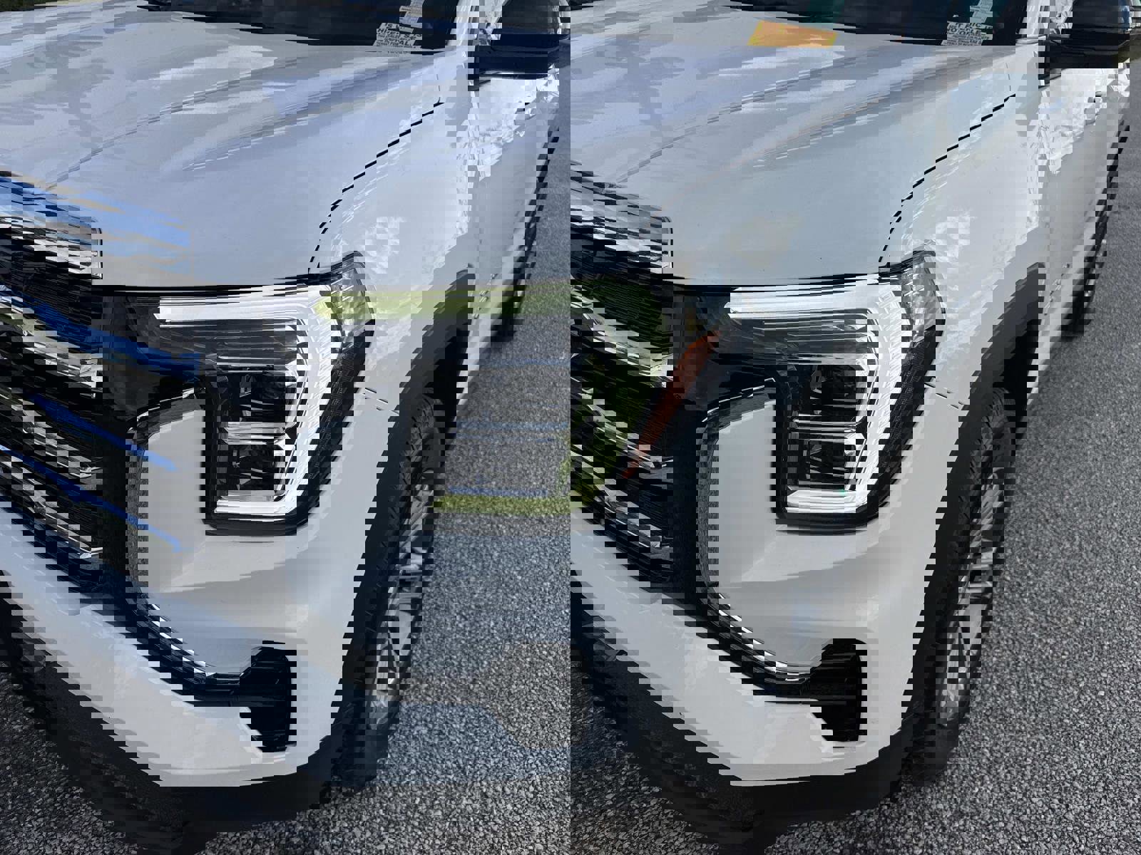 Used 2025 GMC Terrain Elevation image 9