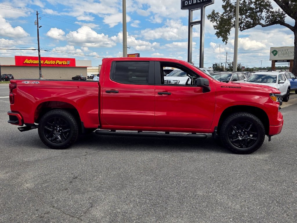 New 2026 Chevrolet Silverado 1500 Custom w/ Turbomax Blackout Package AWD/4WD image 13