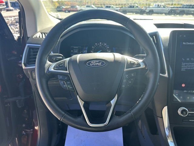 Used 2024 Ford Edge Titanium image 18