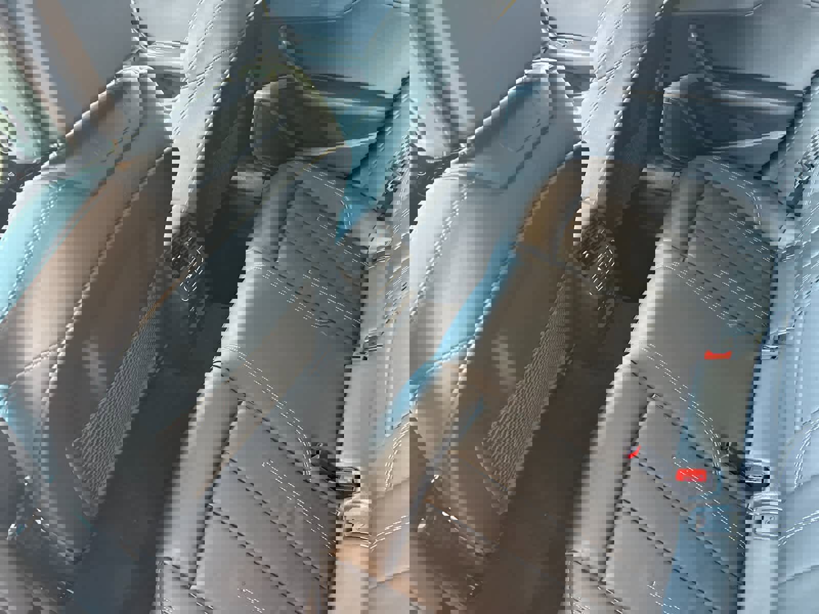 Used 2025 Audi A4 2.0T Premium w/ Convenience Package image 4