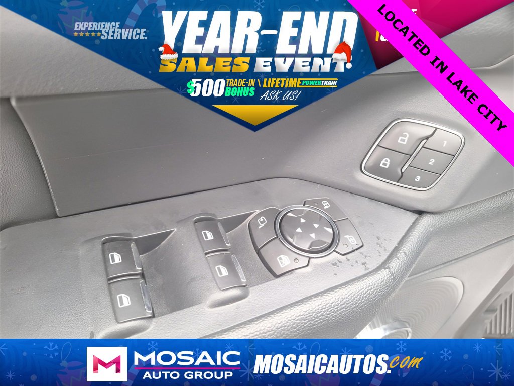 Used 2022 Ford Expedition Max Limited image 13