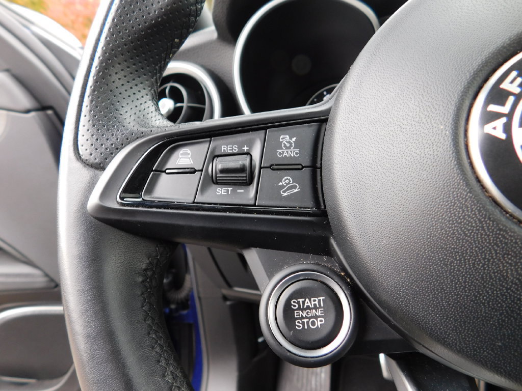 Used 2023 Alfa Romeo Stelvio Ti AWD/4WD image 24