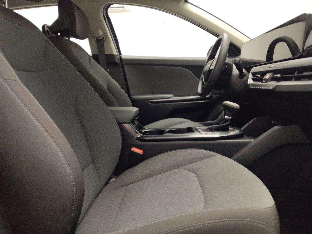 Used 2025 Kia K4 LXS image 21