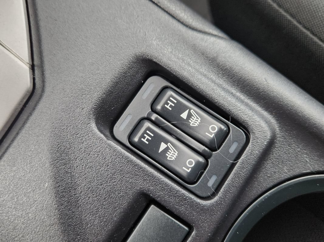 Used 2017 Subaru Impreza 2.0i Premium w/ BSD & Rcta/SRF/Eyesight AWD/4WD image 24