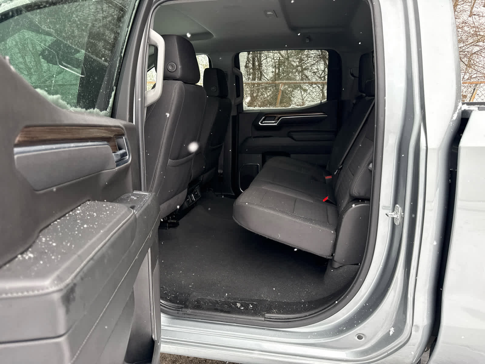 Used 2025 Chevrolet Silverado 1500 LT image 20