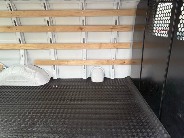 Used 2024 GMC Savana 2500 w/ Driver Convenience Package image 13