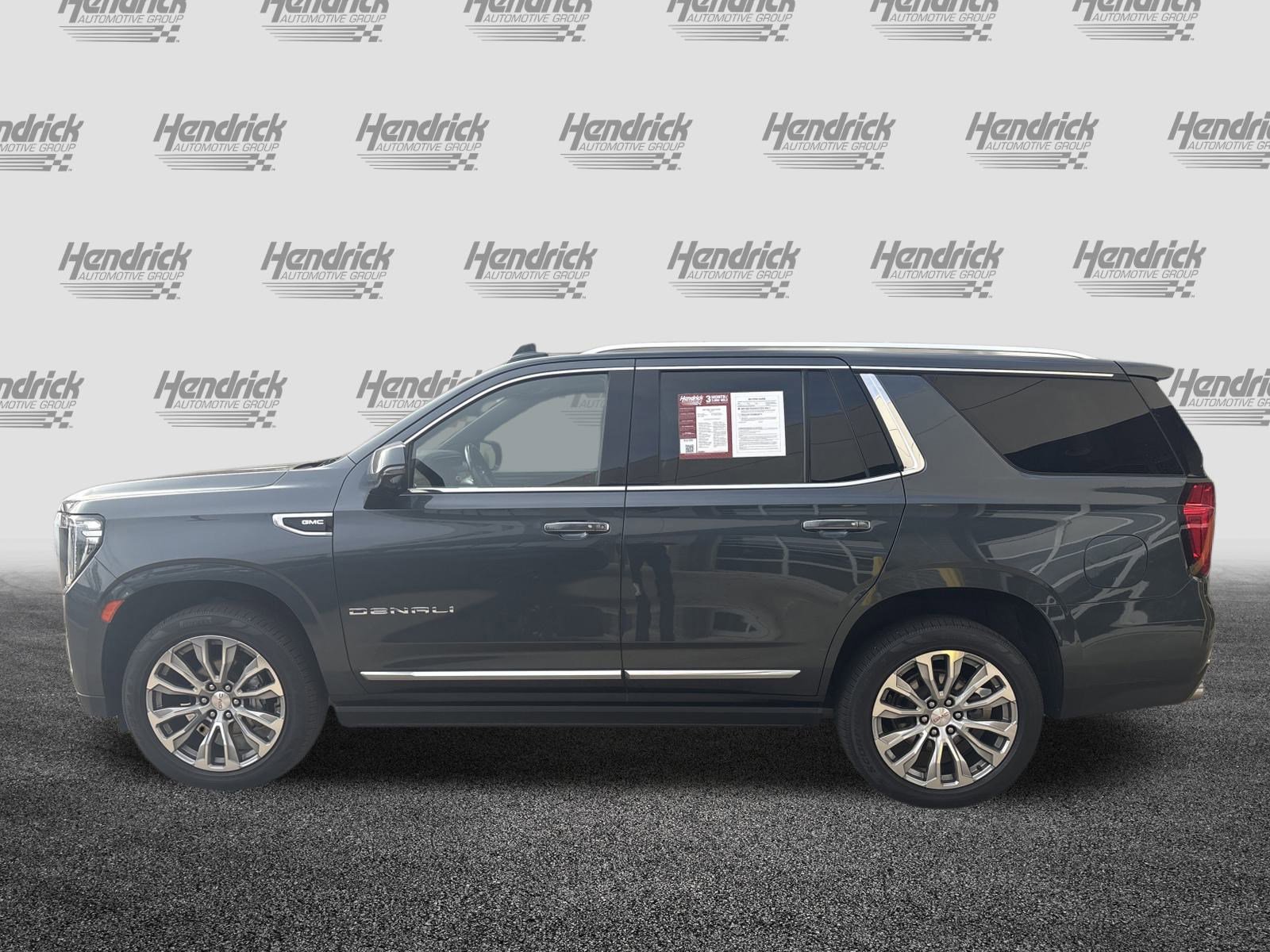 Used 2021 GMC Yukon Denali w/ Denali Premium Package image 7