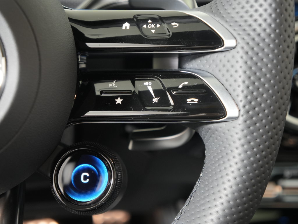 Certified 2025 Mercedes-Benz CLA 35 AMG 4MATIC image 22