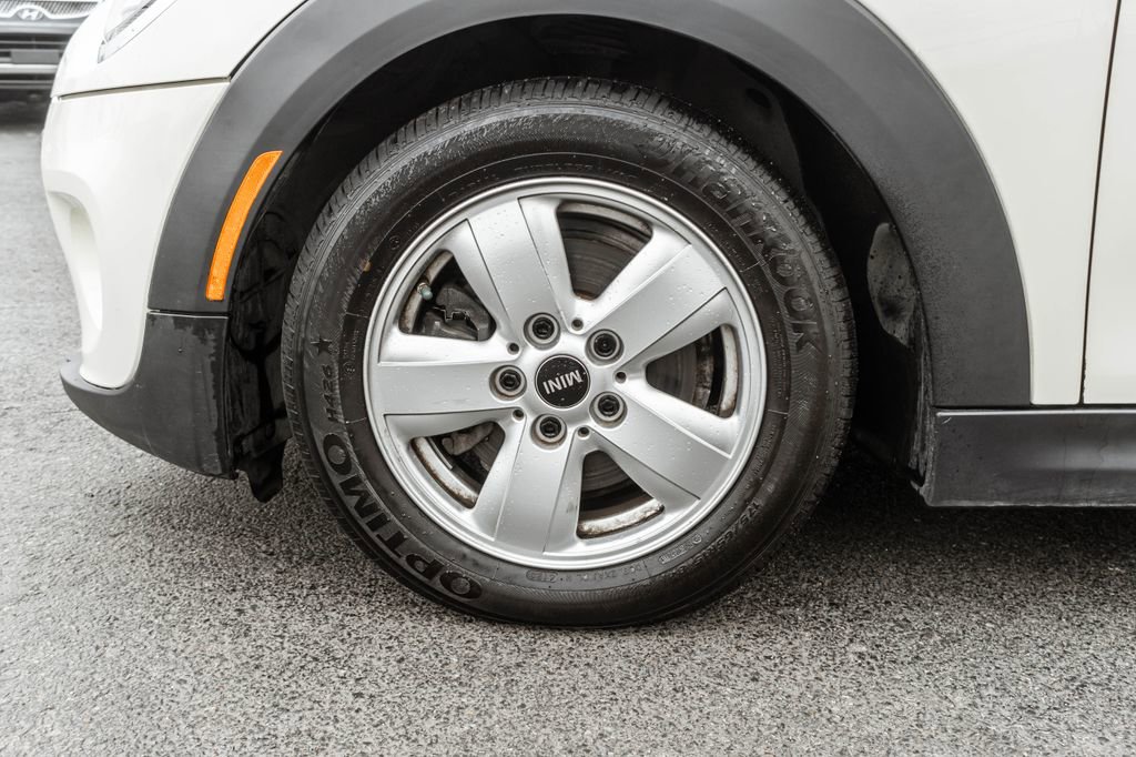 Used 2020 MINI Cooper 2-Door Hardtop image 33