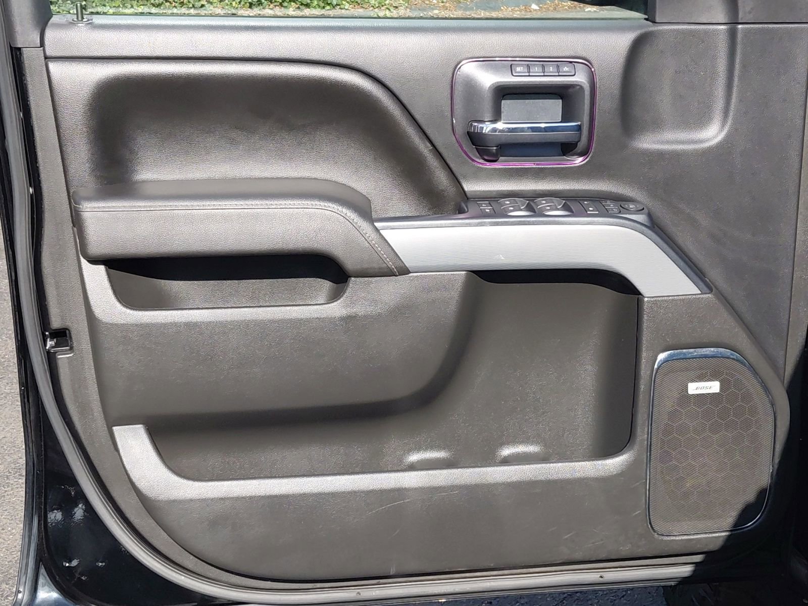 Used 2017 Chevrolet Silverado 1500 LTZ Z71 w/ LTZ Plus Package image 15