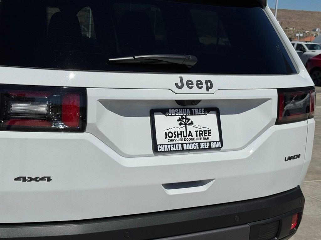 New 2026 Jeep Cherokee Laredo image 8