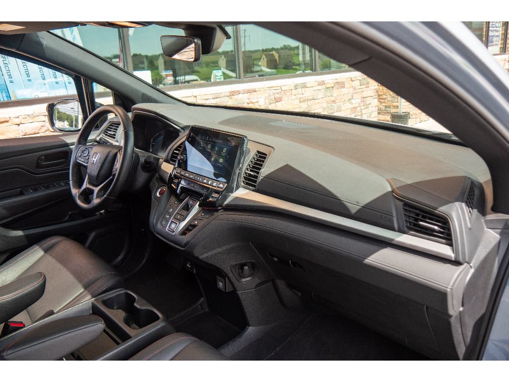 Used 2024 Honda Odyssey Sport image 15