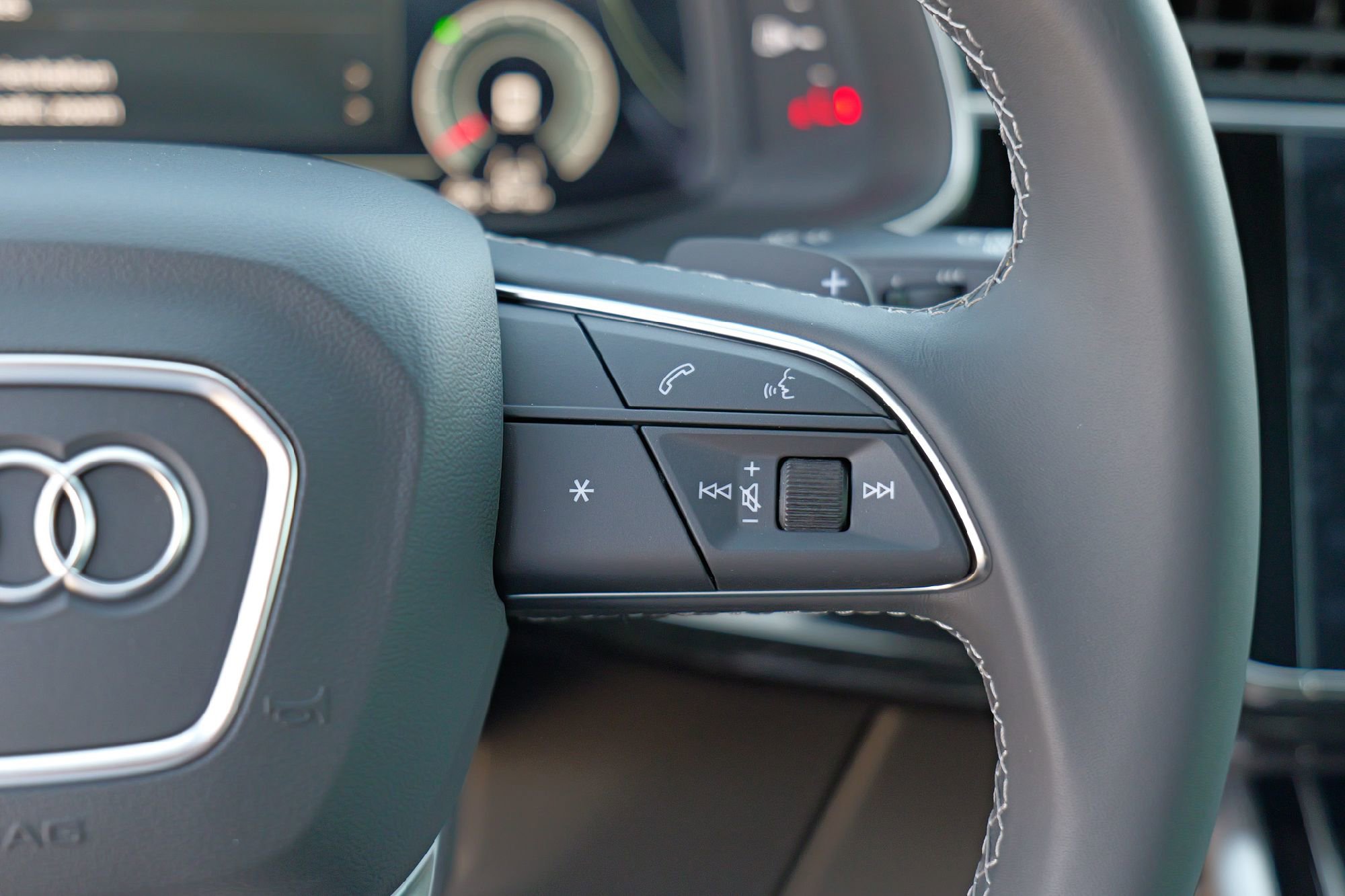 New 2026 Audi Q8 Premium Plus image 14