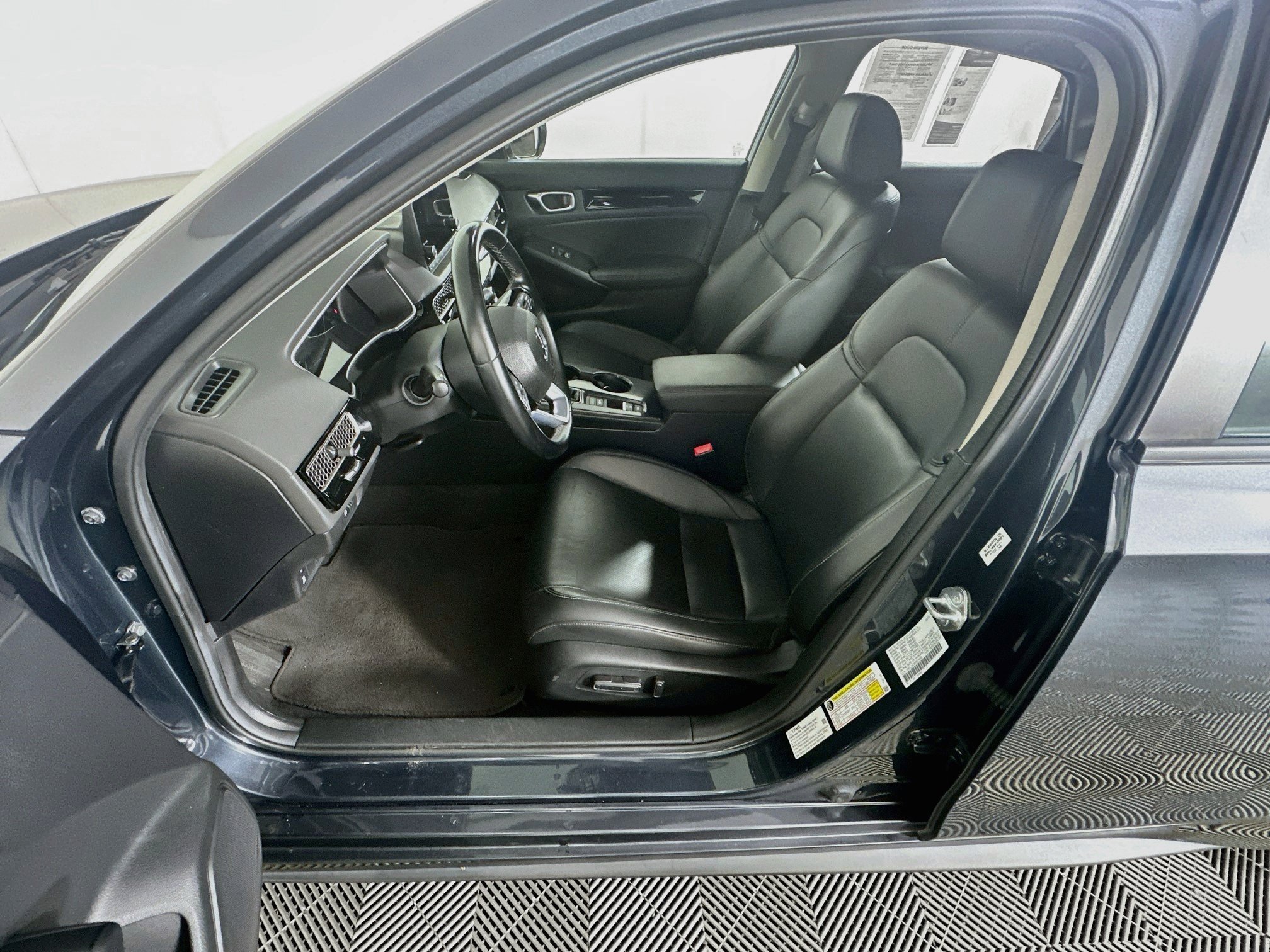 Used 2023 Honda Civic EX-L image 13