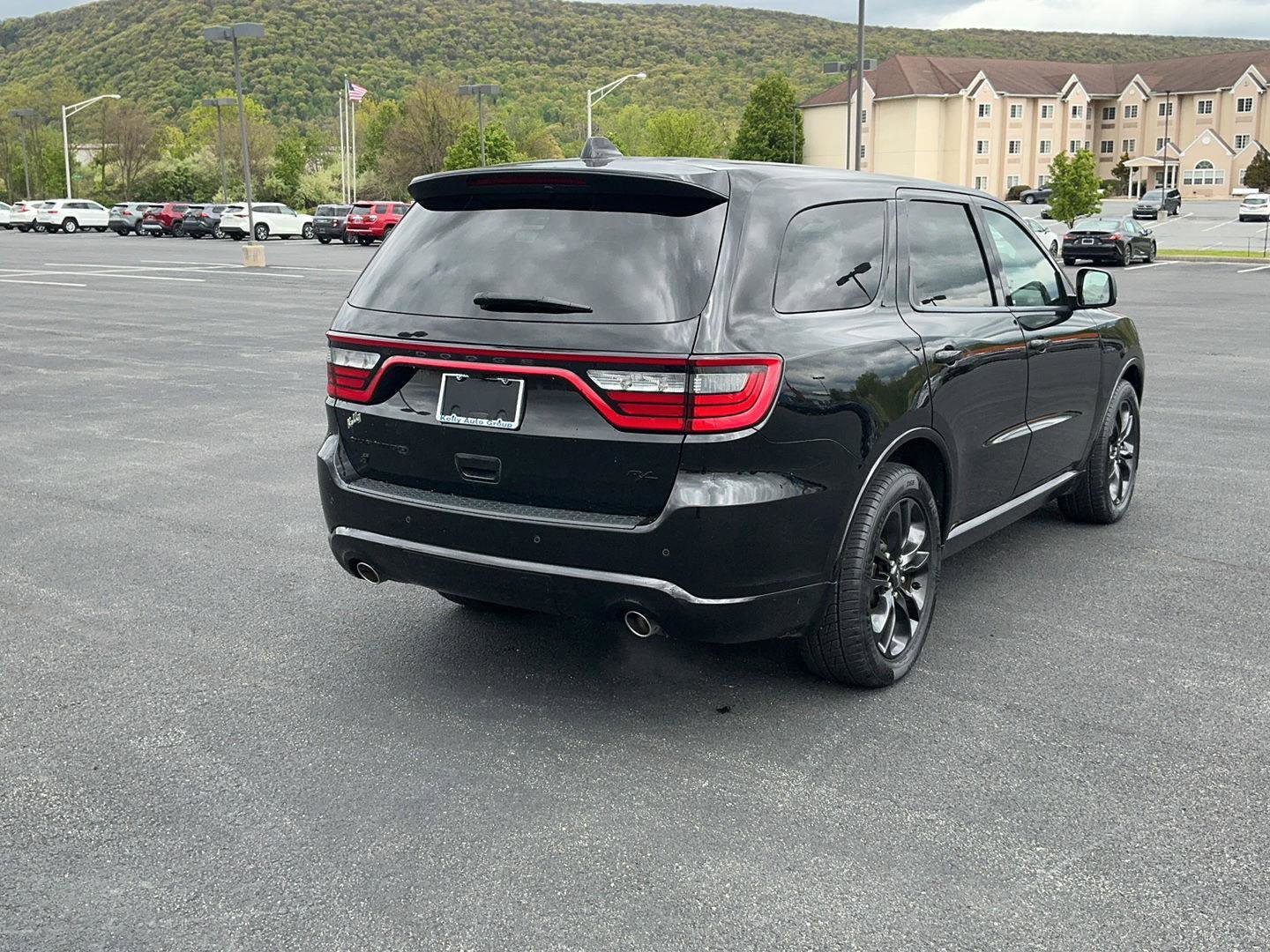 Used 2021 Dodge Durango R/T w/ Blacktop Package AWD/4WD image 7