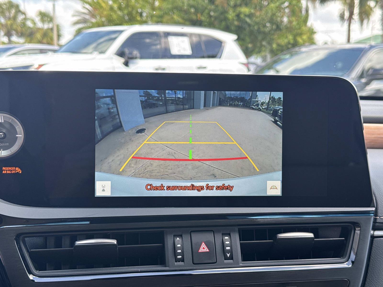 Used 2025 Lexus ES 350 w/ Premium Package FWD image 24
