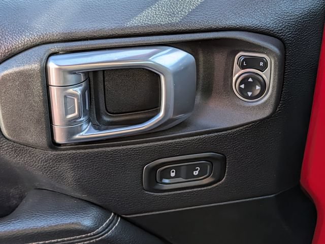 Used 2021 Jeep Wrangler Unlimited Sahara AWD/4WD image 23