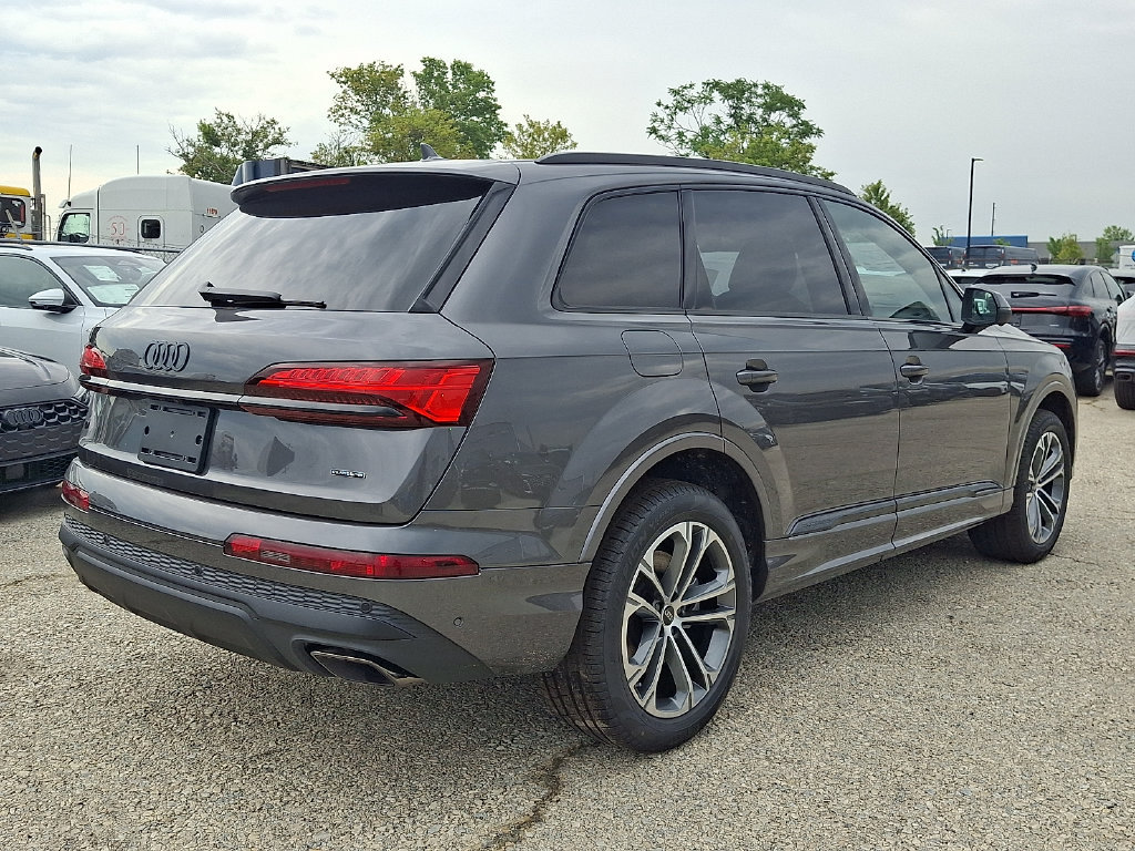 New 2026 Audi Q7 2.0T Premium AWD/4WD image 3