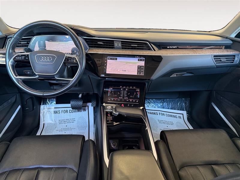 Used 2019 Audi e-tron Prestige w/ Prestige Package AWD/4WD image 12