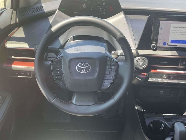 Used 2025 Toyota Prius Plug-In Hybrid FWD image 15