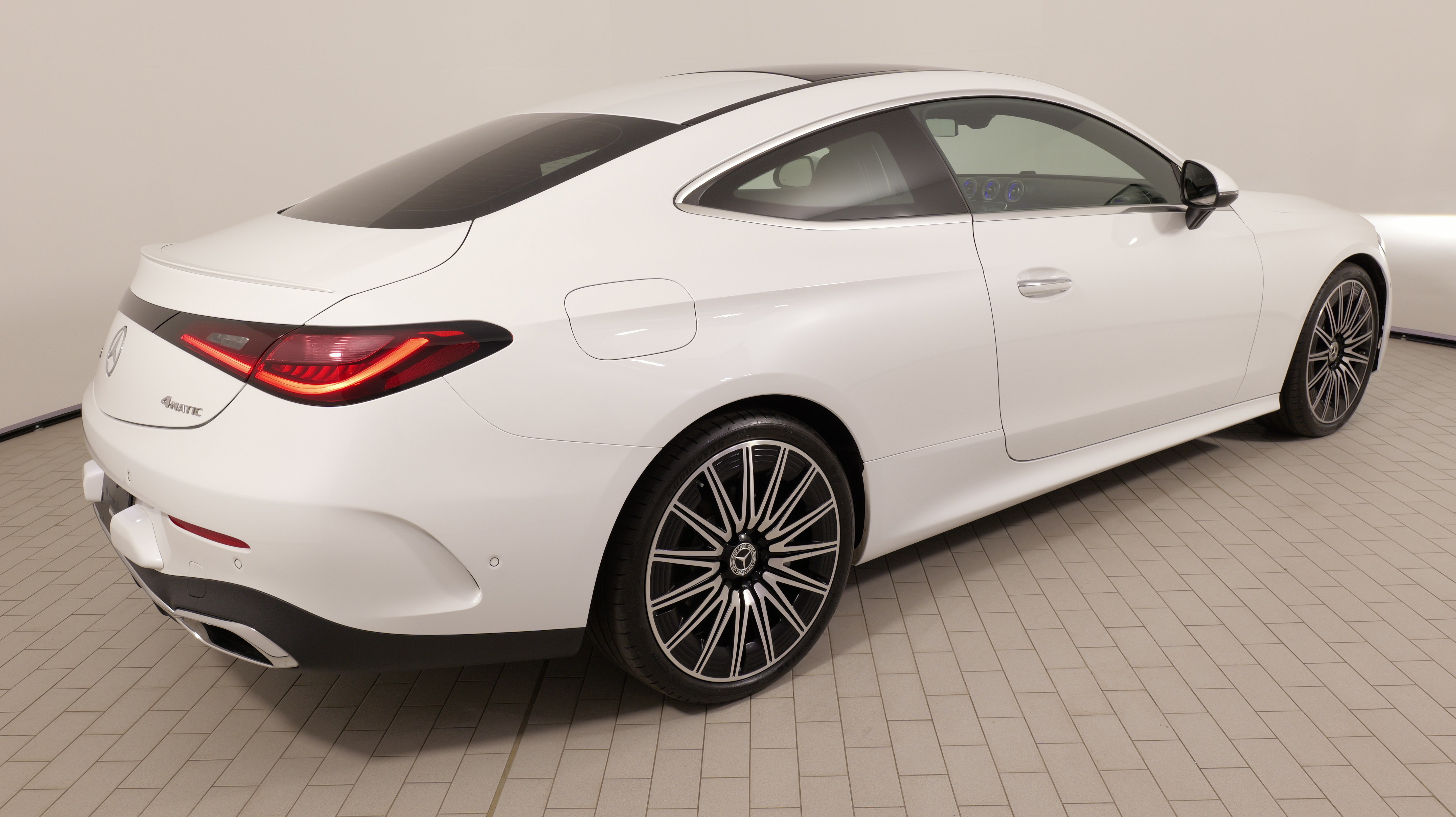 Used 2025 Mercedes-Benz CLE 300 4MATIC Coupe w/ AMG Line image 12