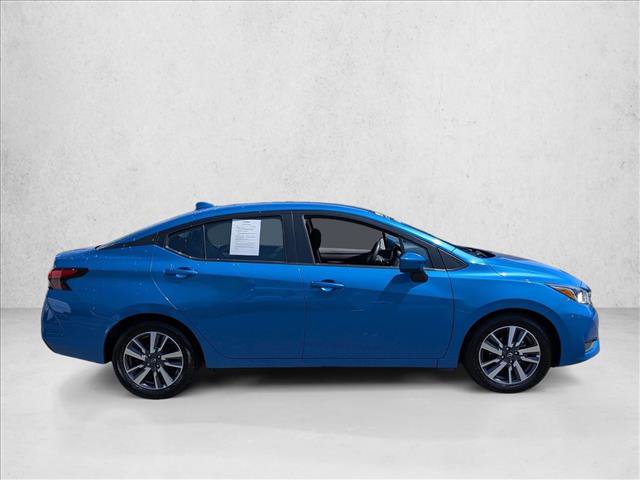 Used 2023 Nissan Versa SV FWD image 4