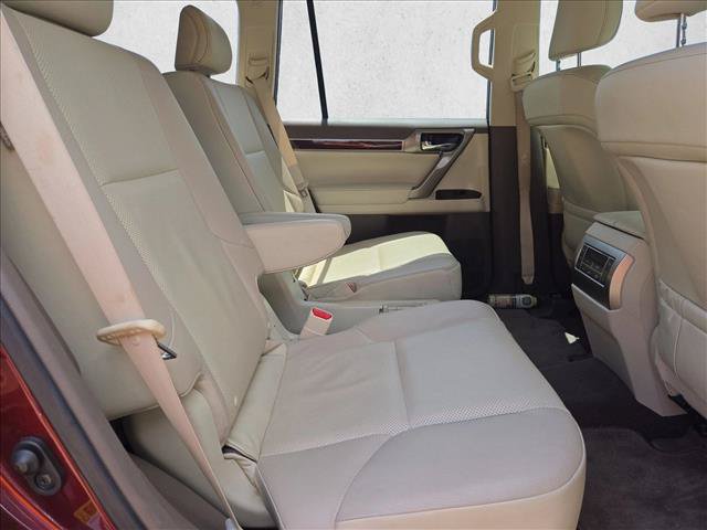Used 2019 Lexus GX 460 Premium AWD/4WD image 17