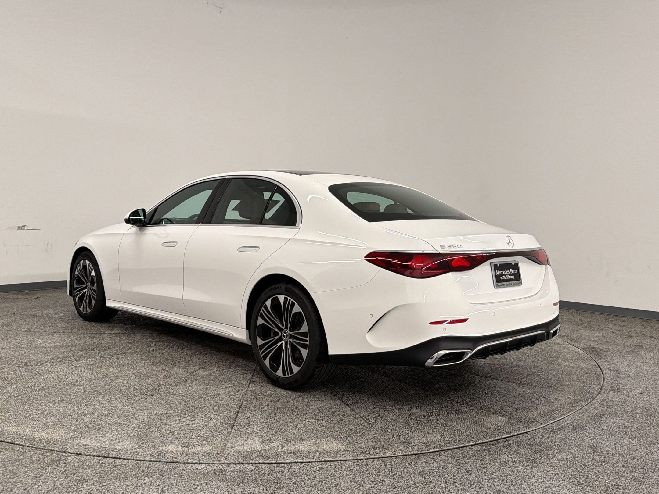 New 2026 Mercedes-Benz E 350 Sedan image 3