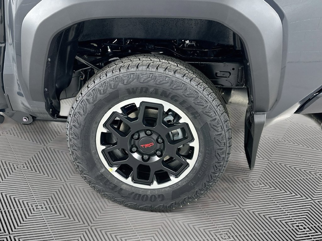 New 2026 Toyota Tacoma TRD Off-Road w/ TRD Off Road Premium Package AWD/4WD image 16