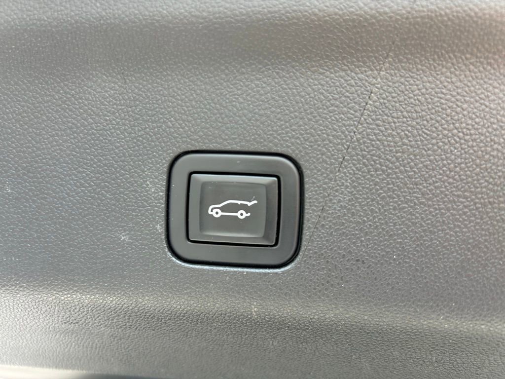 Used 2022 Cadillac Escalade ESV Sport Platinum image 49