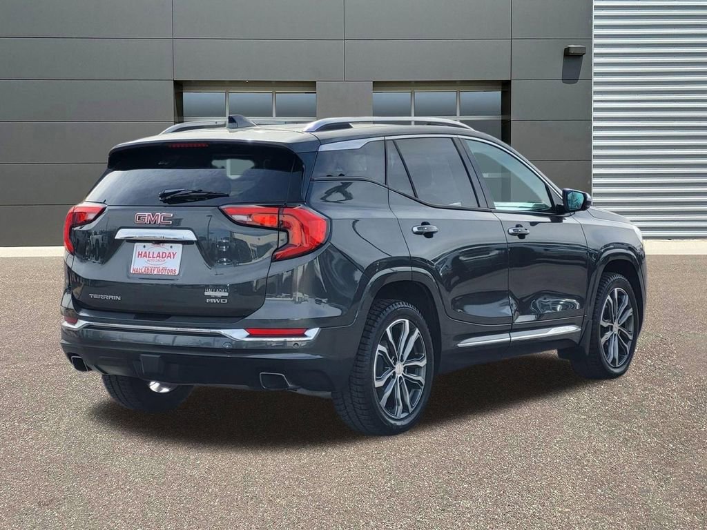 Used 2019 GMC Terrain Denali w/ Advanced Safety Package image 3