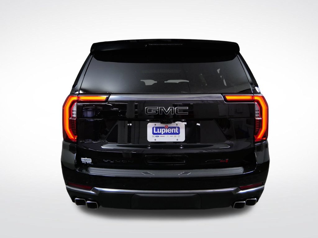 New 2026 GMC Yukon XL AT4 w/ AT4 Premium Package AWD/4WD image 3
