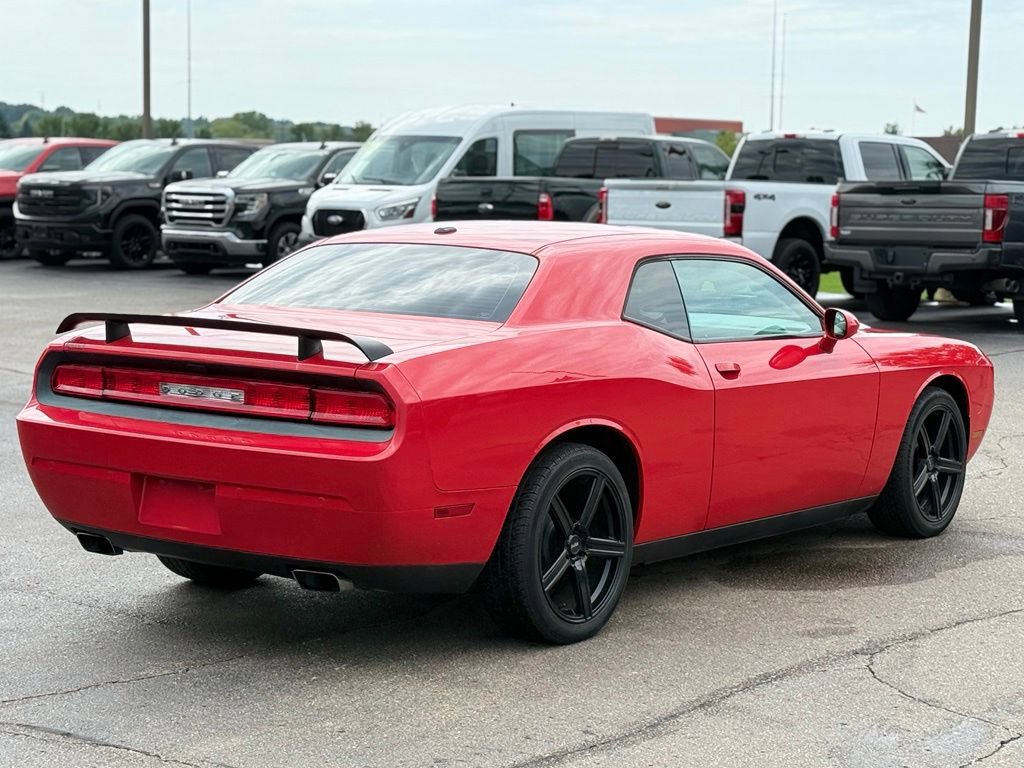 Used 2014 Dodge Challenger SXT Plus RWD image 27