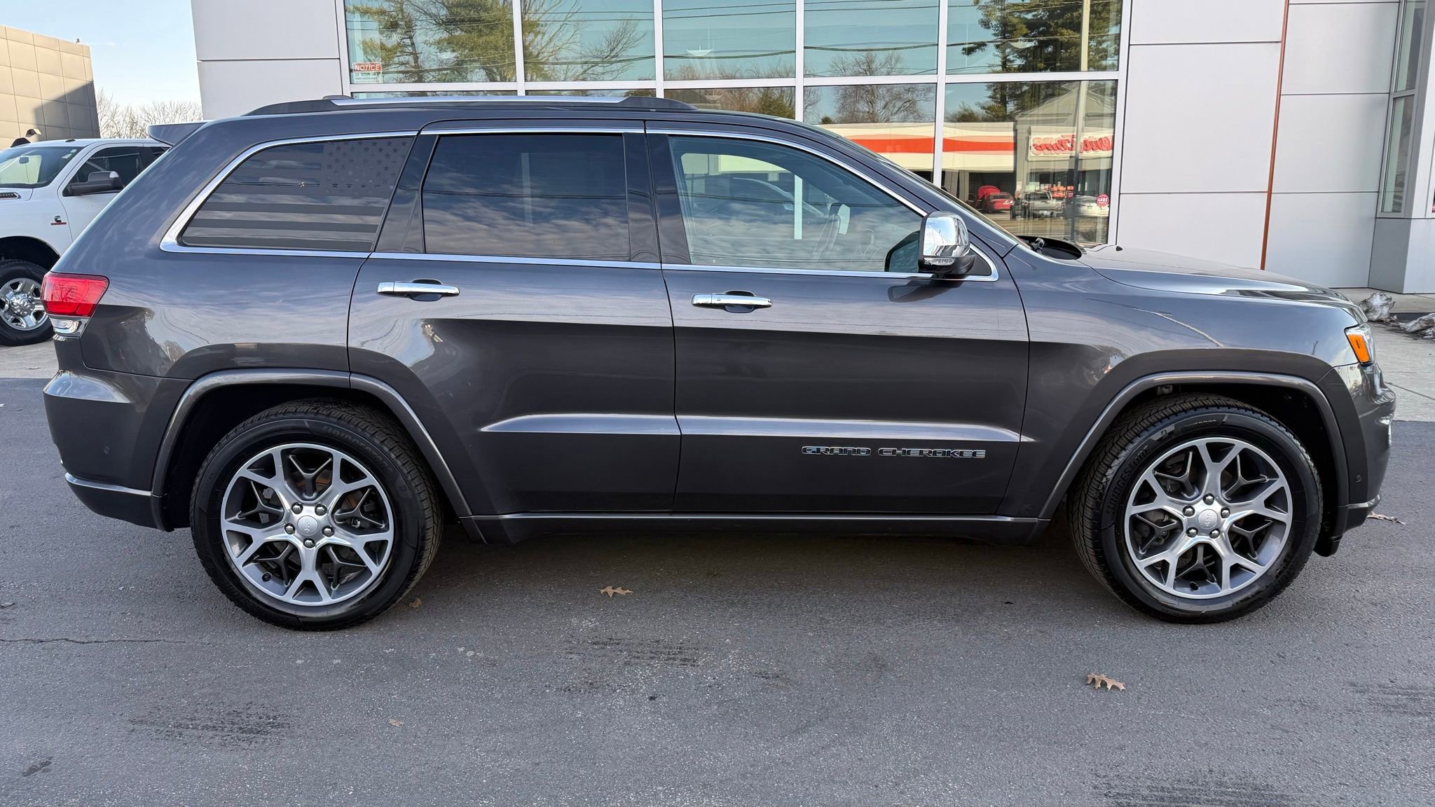 Used 2019 Jeep Grand Cherokee Overland