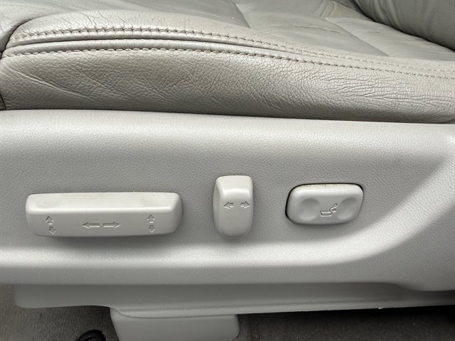 Used 2014 Honda CR-V EX-L image 11