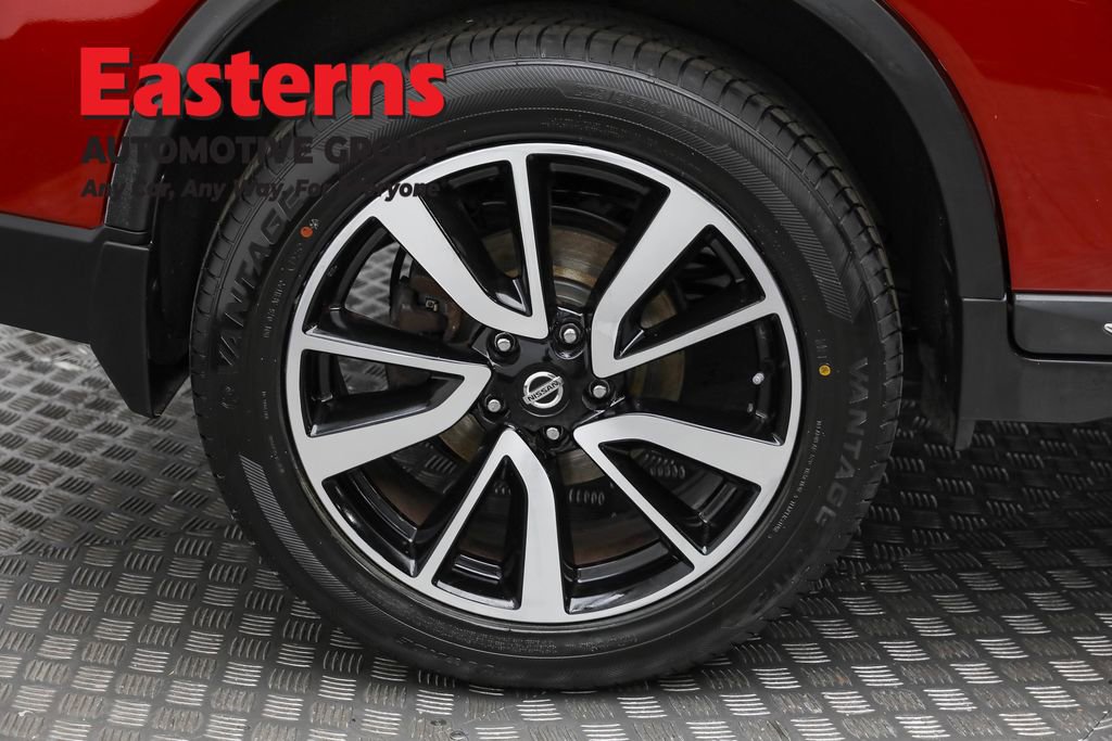 Used 2020 Nissan Rogue SL w/ Premium Package image 32