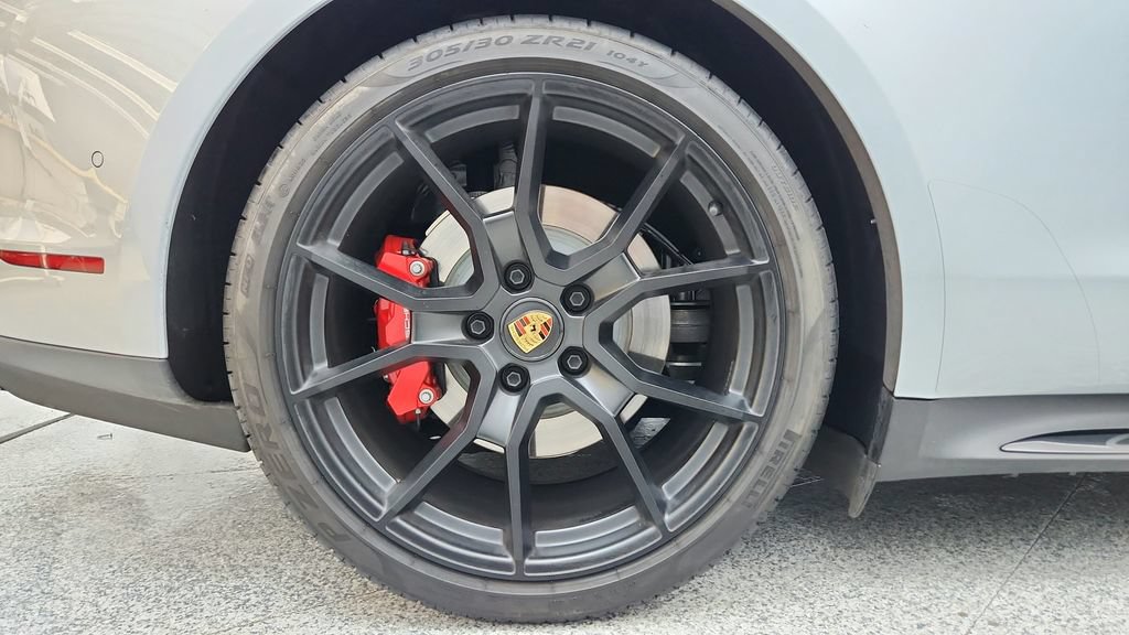 Used 2024 Porsche Taycan GTS AWD/4WD image 14