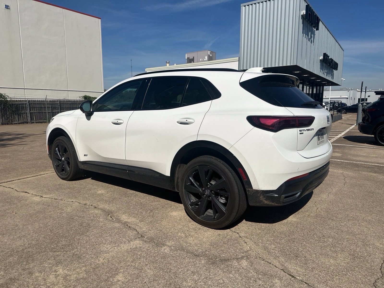 Used 2025 Buick Envision Sport Touring AWD/4WD image 4