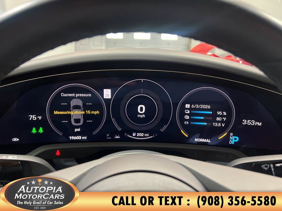 Used 2023 Porsche Taycan w/ Premium Package RWD image 32