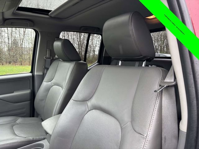 Used 2019 Nissan Frontier SL image 6