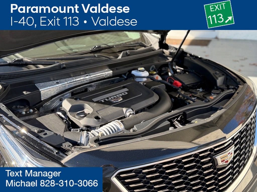 Used 2023 Cadillac XT4 Premium Luxury image 29