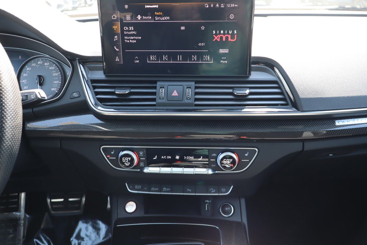 Used 2022 Audi SQ5 Premium AWD/4WD image 14