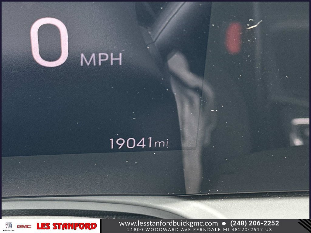 Used 2024 Buick Encore GX Sport Touring w/ Experience Buick Package FWD image 22