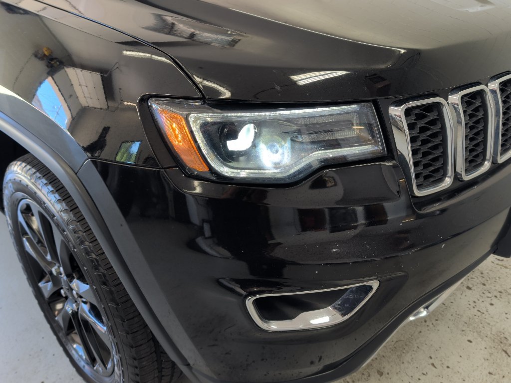 Used 2022 Jeep Grand Cherokee Limited w/ Tech Group AWD/4WD image 5