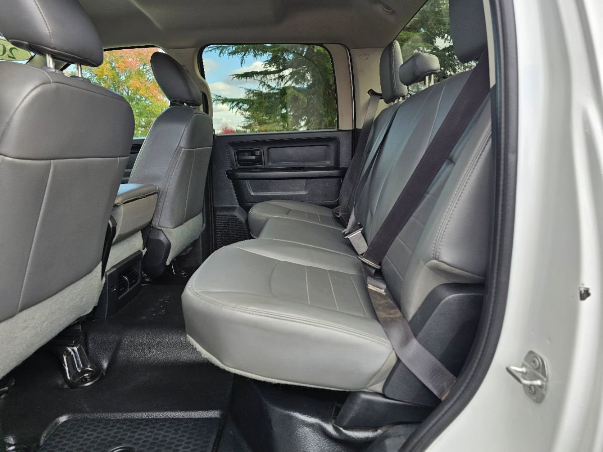 Used 2016 RAM 2500 Tradesman w/ Protection Group image 25