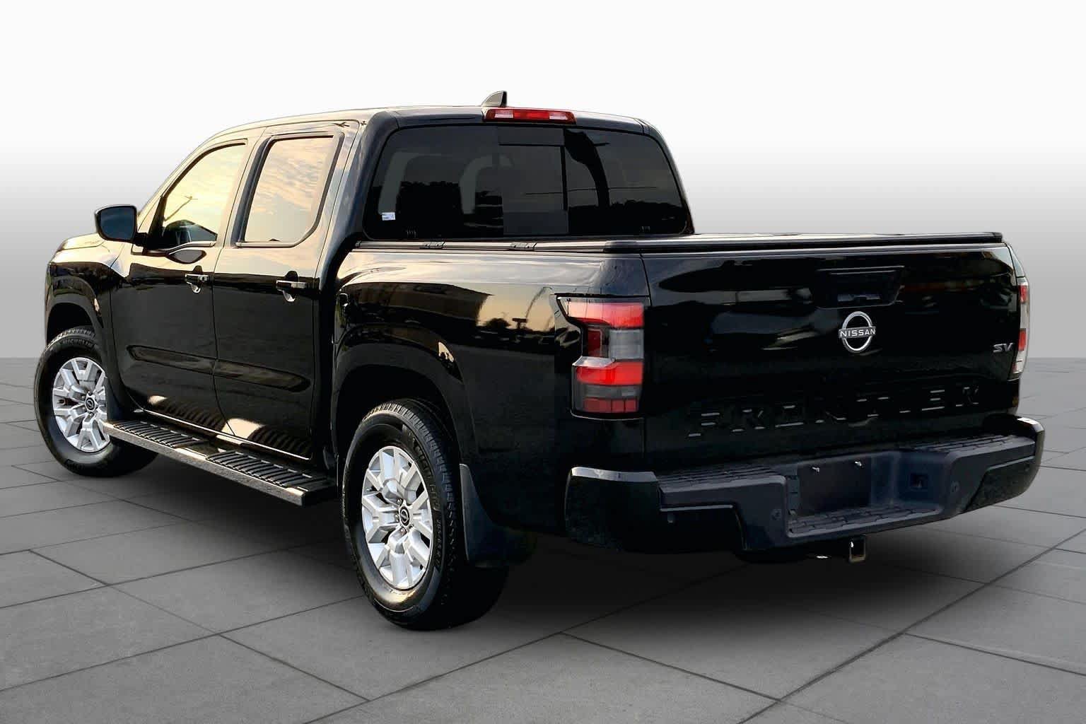 Used 2024 Nissan Frontier SV w/ SV Convenience Package RWD image 11